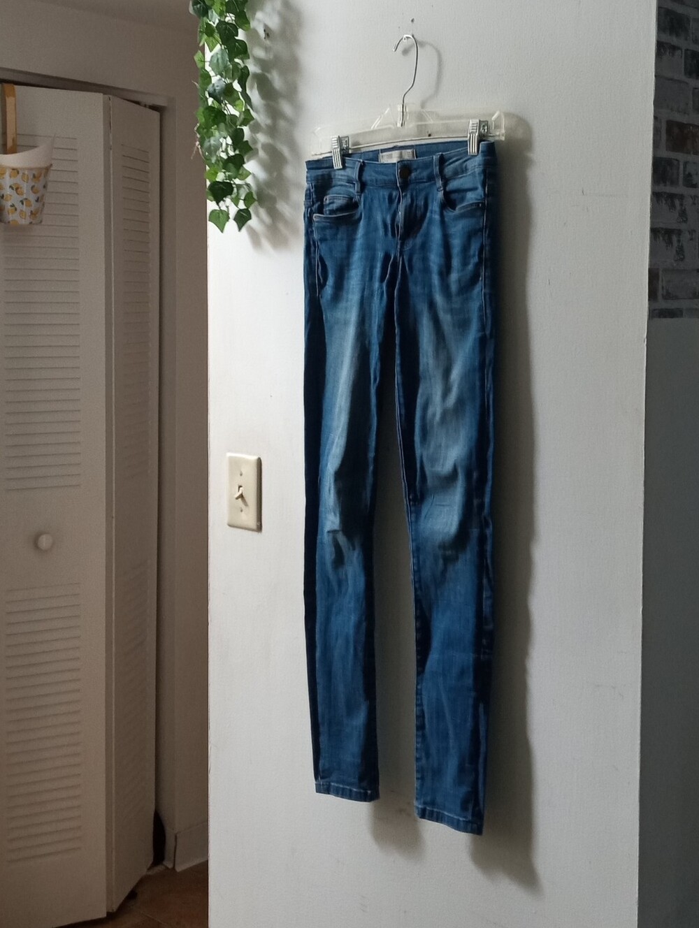 Zara Skinny Jeans in Faded Blue Wash